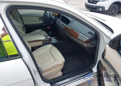 2008 BMW 750Li из США, поврежденный, VIN WBAHN83568DT81316